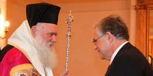 Στήριξη Παπαδήμου σε Ιερώνυμο για το κοινωνικό έργο της Αρχιεπισκοπής