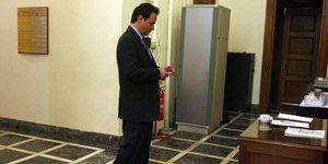 Ανοίγει ξανά ο φάκελος της λίστας Λαγκάρντ: Στον ειδικό ανακριτή Παπακωνσταντίνο