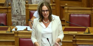 Η υφυπουργός Οικονομικών Κ. Παπανάτσιου για τον ΕΝΦΙΑ -Φωτογραφία: Intimenews