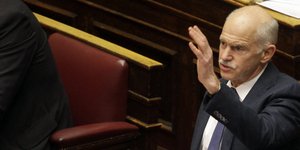 Διαφοροποίηση από Γιώργο Παπανδρέου: Ψήφισε «Οχι» στο άρθρο 2 για την ανακεφαλαι