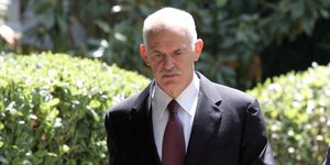 Τα σχέδια τού Παπανδρέου για το μέλλον του