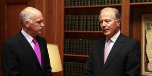Εξηγήσεις ζητά το ΠΑΣΟΚ για τις αιχμηρές δηλώσεις Προβόπουλου