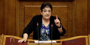 Απίστευτη ατάκα Παπαρήγα για το πρόγραμμα του ΣΥΡΙΖΑ: Είναι σαν την άχνη στον κο