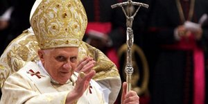 Είναι γεγονός: ο πάπας έκανε το πρώτο του tweet.