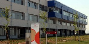 Το εργοστάσιο Παπαστράτος στον Ασπρόπυργο /Φωτογραφία: EUROKINISSI/ΔΙΟΝΥΣΗΣ ΠΑΤΕΡΑΚΗΣ