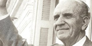 Μού πρόσφερε τα στήθη της και με εξετρέλανε ολότελα: Ο Νίκος Παπανδρέου γράφει τ