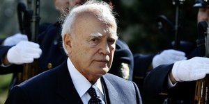Παπούλιας: Είναι ανέκδοτο ο Σκοπιανός Μεγαλέξανδρος