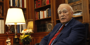 Κάρολος Παπούλιας: Αφήνουμε πίσω μας μια χρονιά σκληρή για την πατρίδα