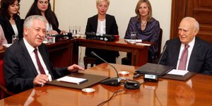 Στον Παπούλια το μεσημέρι ο Κουβέλης