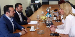 Ο Νίκος Παππάς και η Ρένα Δούρου/ Φωτογραφία intime