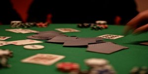 Ο πολιτιστικός σύλλογος είχε τα πάντα - Από τσόχες μέχρι και φρουτάκια