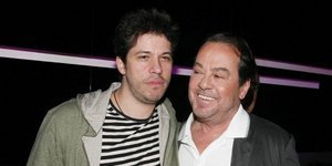 Ο τραγουδιστής του έρωτα έγινε παππούς για δεύτερη φορά