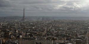 To Παρίσι φιγουράρει στην κορυφή της λίστας των 100 πιο υγιεινών πόλεων του κόσμου (Φωτογραφία: ΑΡ/Thibault Camus)