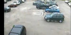 Προσοχή: Δημόσιος κίνδυνος κυκλοφορεί ελεύθερος σε πάρκινγκ
