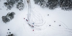 Βόλτα με το τελεφερίκ στη Πάρνηθα (Φωτογραφία: EUROKINISSI/ΑΝΤΩΝΗΣ ΝΙΚΟΛΟΠΟΥΛΟΣ)