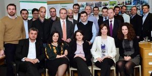 Αυτοί είναι οι «Νέοι Επιστήμονες» του ΠΑΣΟΚ