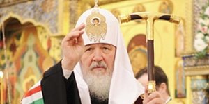 Σάλος με «πειραγμένη» φωτογραφία του Πατριάρχη Κύριλλου