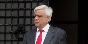 Παυλόπουλος: Άπλετο φως στο ξέπλυμα χρήματος – Πιστεύω πως είναι συκοφαντίες