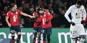 Καταπληκτικό γκολ μεσοεπιθετικού με σουτ έξω από την περιοχή [βίντεο]