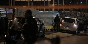 Μαφιόζικη επίθεση στον Πειραιά -Γάζωσαν «νονό» της νύχτας/ Φωτογραφία: SOOC- ΝΙΚΟΣ ΛΥΜΠΕΡΤΑΣ