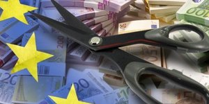 Περικοπές με... ουρά σε δημόσιο και κράτος πρόνοιας