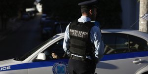 Άνδρας της ΕΛΑΣ/ Φωτογραφία: Eurokinissi- ΣΤΕΛΙΟΣ ΜΙΣΙΝΑΣ