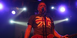 Peter Hook & the Light θα παίξουν live το Unknown Pleasures των Joy Division