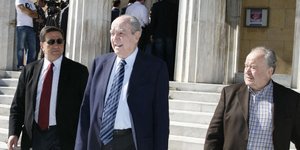 O Γιάννης Πευκιανάκης στα αριστερά του Κωνσταντίνου Μητσοτάκη. ΦΩΤΟΓΡΑΦΙΑ: EUROKINISSI