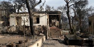 πυρκαγιά στο Μάτι/Φωτογραφία: IntimeNews/ΝΤΟΥΝΤΟΥΜΗΣ ΧΡΗΣΤΟΣ