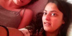 Δείτε τι εμφανίστηκε στην φωτογραφία τους - Παράξενο photobombing σε selfie [