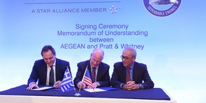 Κατά την υπογραφή του προσύμφωνου της Aegean με την Pratt & Whitney