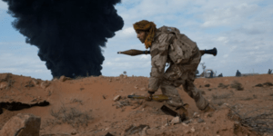 Ο φωτογράφος του πολέμου: Ο ατρόμητος Τάιλερ Χικς μοιράζεται τις αναμνήσεις του 