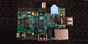 Ρεκόρ πωλήσεων έκανε ο υπολογιστής των 35 δολαρίων: Το Raspberry Pi τώρα και στη