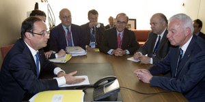 Mέρκελ και Ολάντ σε Πικραμμένο: Θα στηρίξουμε την Ελλάδα