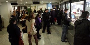 «Εκπτώσεις» για όσους έχουν καταθέσει πινακίδες: Πληρώνουν τα υπόλοιπα τέλη της