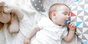 Μωρό κοιμάται. Φωτογραφία: Shutterstock