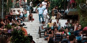 Η απασχόληση στην εστίαση είναι αυξημένη-Φωτογραφία: Εurokinissi/Στέλιος Στεφάνου