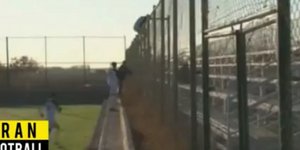 Ποδοσφαιριστής ανέβηκε στην εξέδρα και πλακώθηκε με οπαδό [βίντεο]