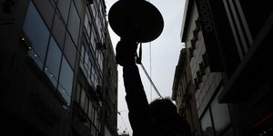 Συμβολαιογράφοι: Αναβάλλονται και αύριο οι πλειστηριασμοί σε Αθήνα