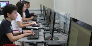 Στις πανελλαδικές το μάθημα της πληροφορικής -«Πόλεμος» στα σχολεία