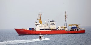 Πλοίο με μετανάστες- Φωτογραφία AP images