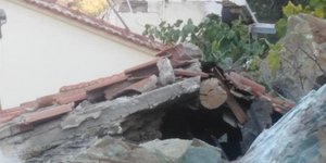 Κατολισθήσεις στο Πλωμάρι /Φωτογραφία: Lesvosnews.gr