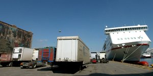 Δεύτερη μέρα χωρίς δρομολόγια πλοίων - Στο 100% η πληρότητα τη Μ. Πέμπτη