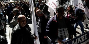 Συγκέντρωση στη Μαβίλη και πορεία στο υπ. Εργασίας -Eurokinissi