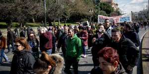 Διεκδικούν την ένταξη των εργαζομένων στα ΒΑΕ -Φωτογραφία Eurokinissi