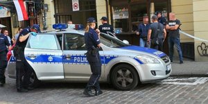Ανδρας τραυμάτισε με μαχαίρι αστυνομικό/ Φωτογραφία: twitter