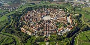 Απίστευτες εικόνες από την πόλη -φρούριο σε σχήμα αστεριού: Η ιταλική Πάλμα Νόβα