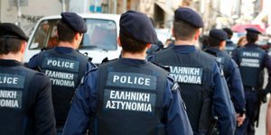 «Καθαρά» τα όπλα που βρέθηκαν σε πλαστικό βαρέλι -Η αντιτρομοκρατική ψάχνει ακόμ