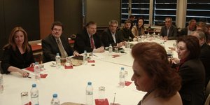 Βενιζέλος: Το ΠΑΣΟΚ θα διεξάγει «διμέτωπο» πολιτικό αγώνα