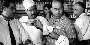 Από γκάφα σε γκάφα κι από πλάκα σε πλάκα 